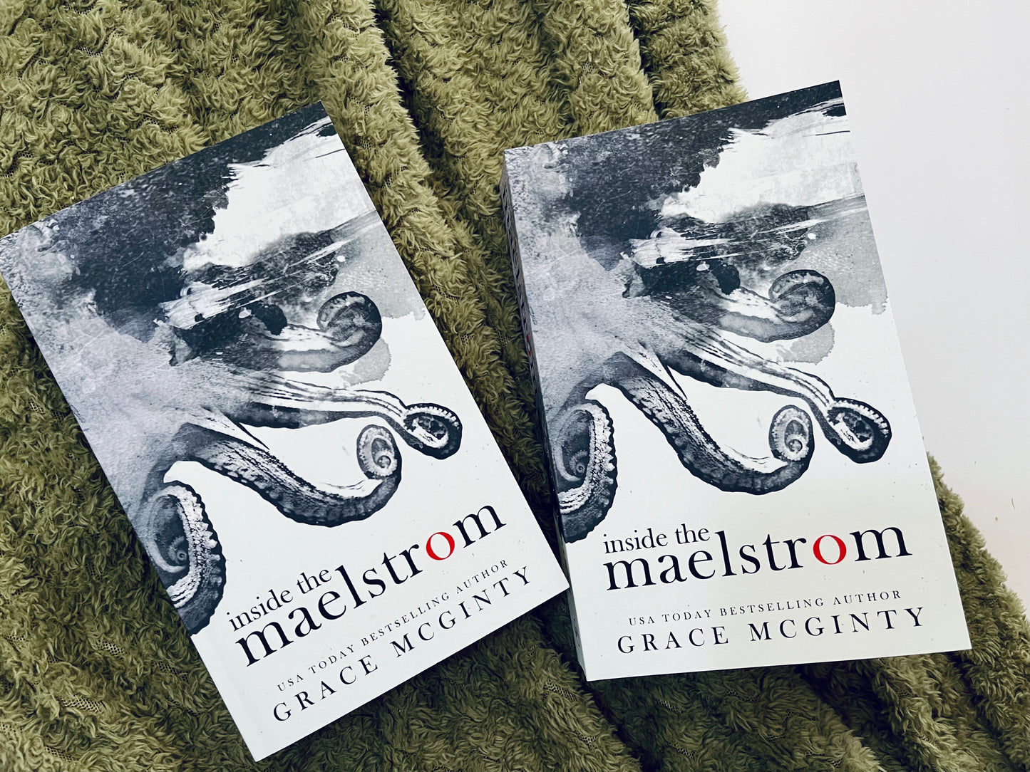 Grace Mcginty Inside the Maelstrom - the complete duet (2 books in 1)