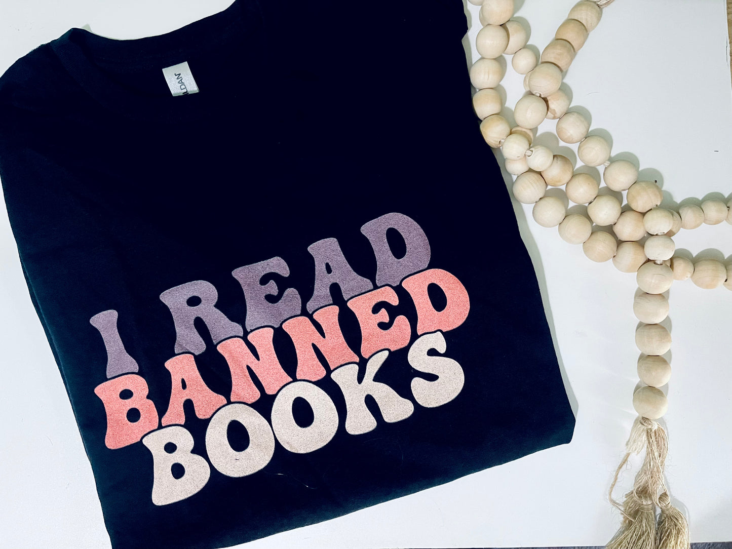 RARE - t shirts banned books  black