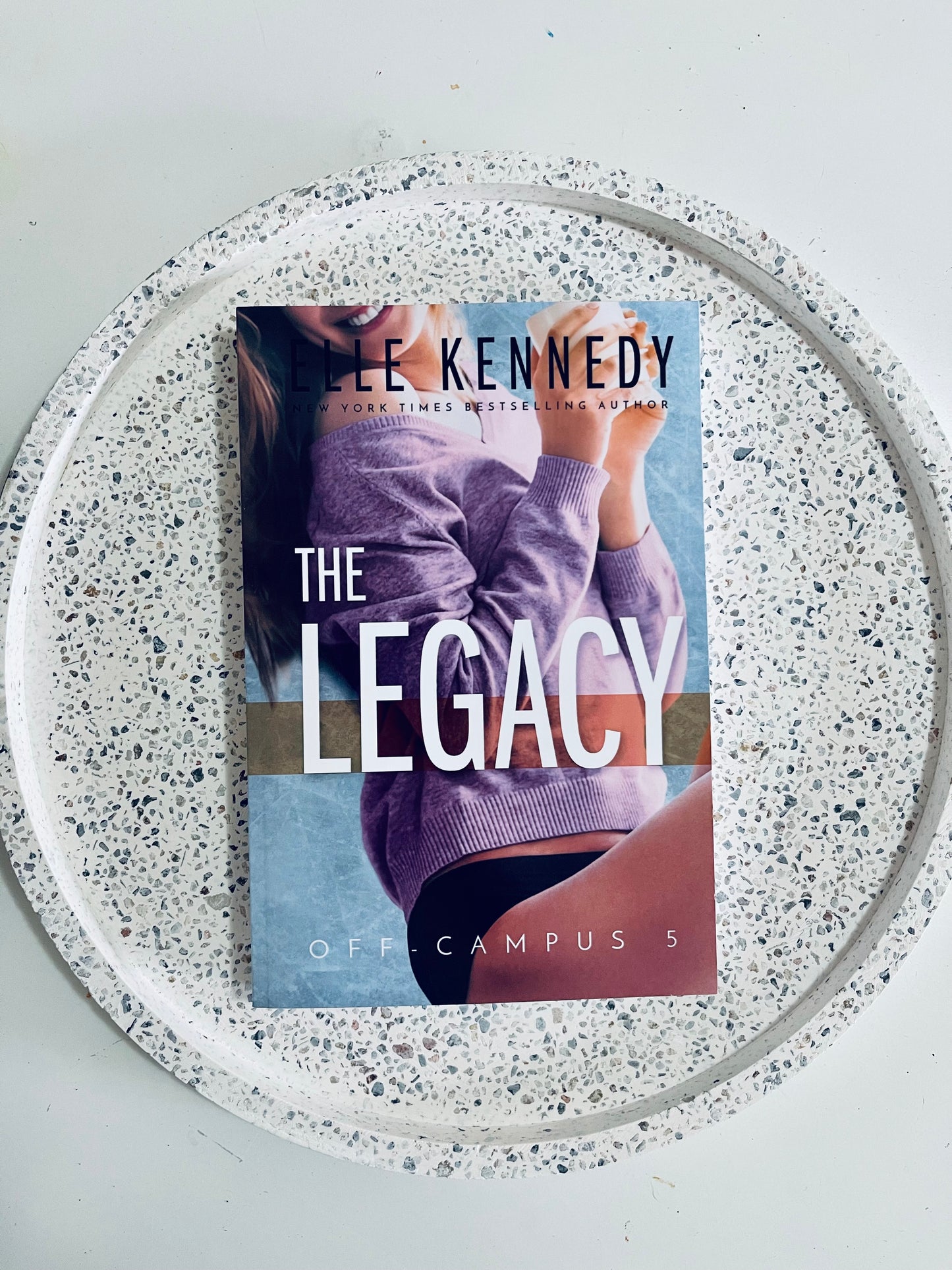 The Legacy by Elle Kennedy (Off-Campus #5)