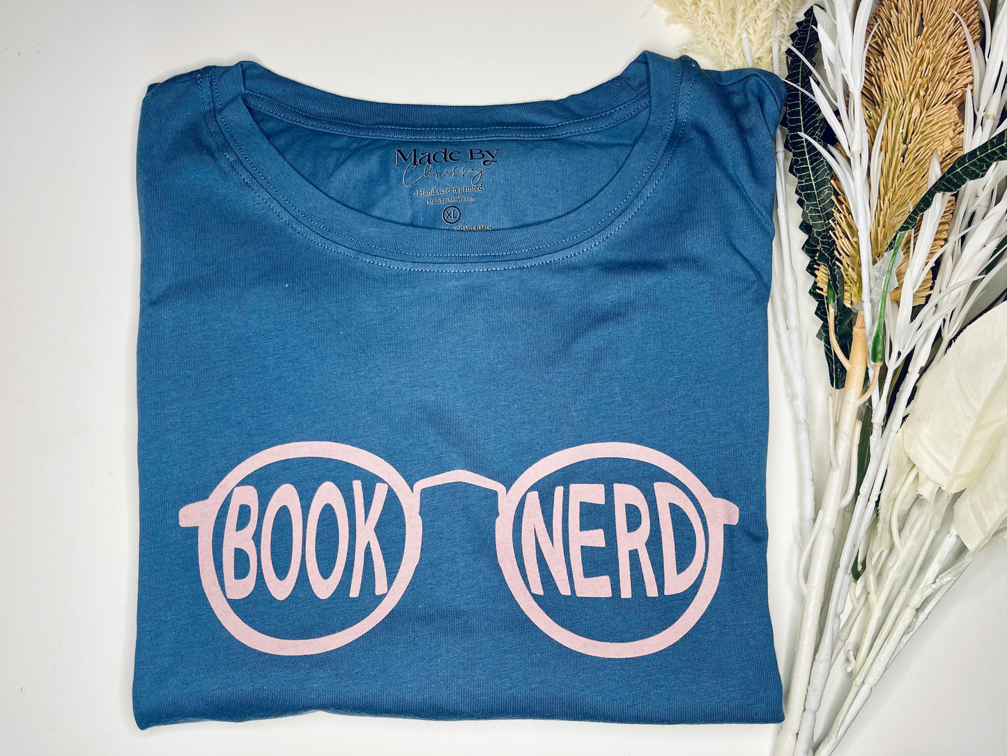 Book Nerd T-Shirt - SIZE XL