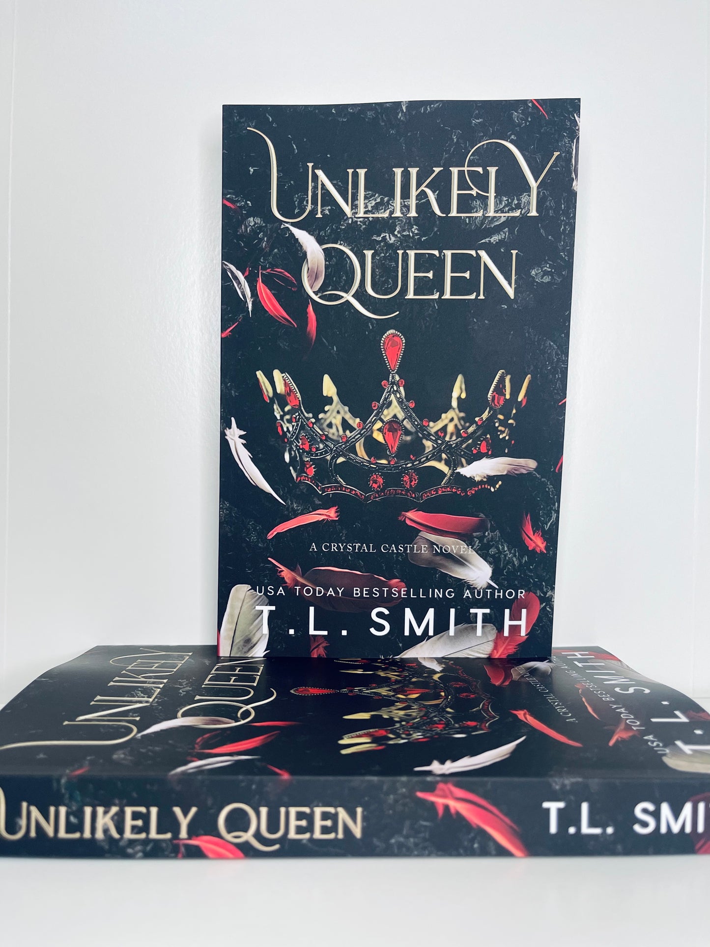 Unlikely Queen by T.L. Smith