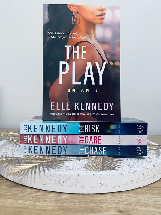 The Play by Elle Kennedy (Briar U Book 3)