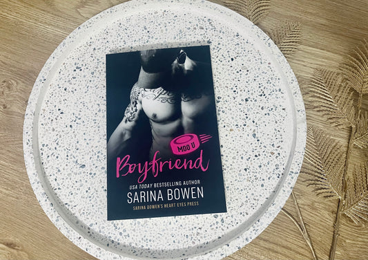 Boyfriend: A Moo U Hockey Romance by Sarina Bowen