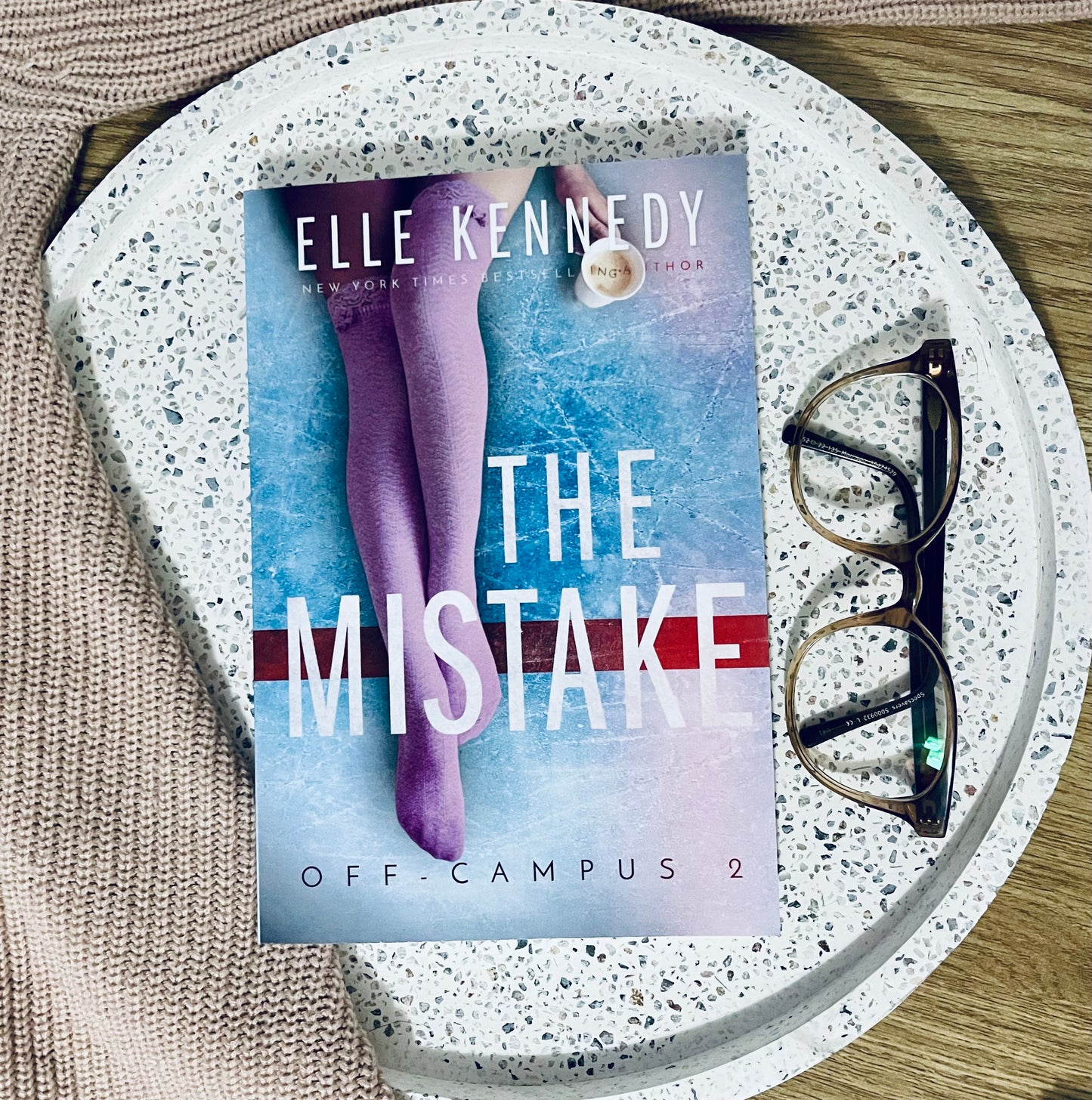 The Mistake by Elle Kennedy (Off-Campus #2)