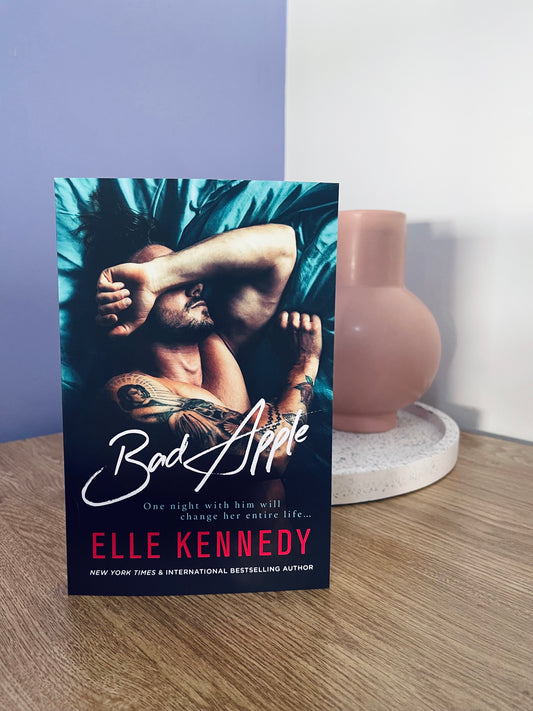 Bad Apple by Elle Kennedy