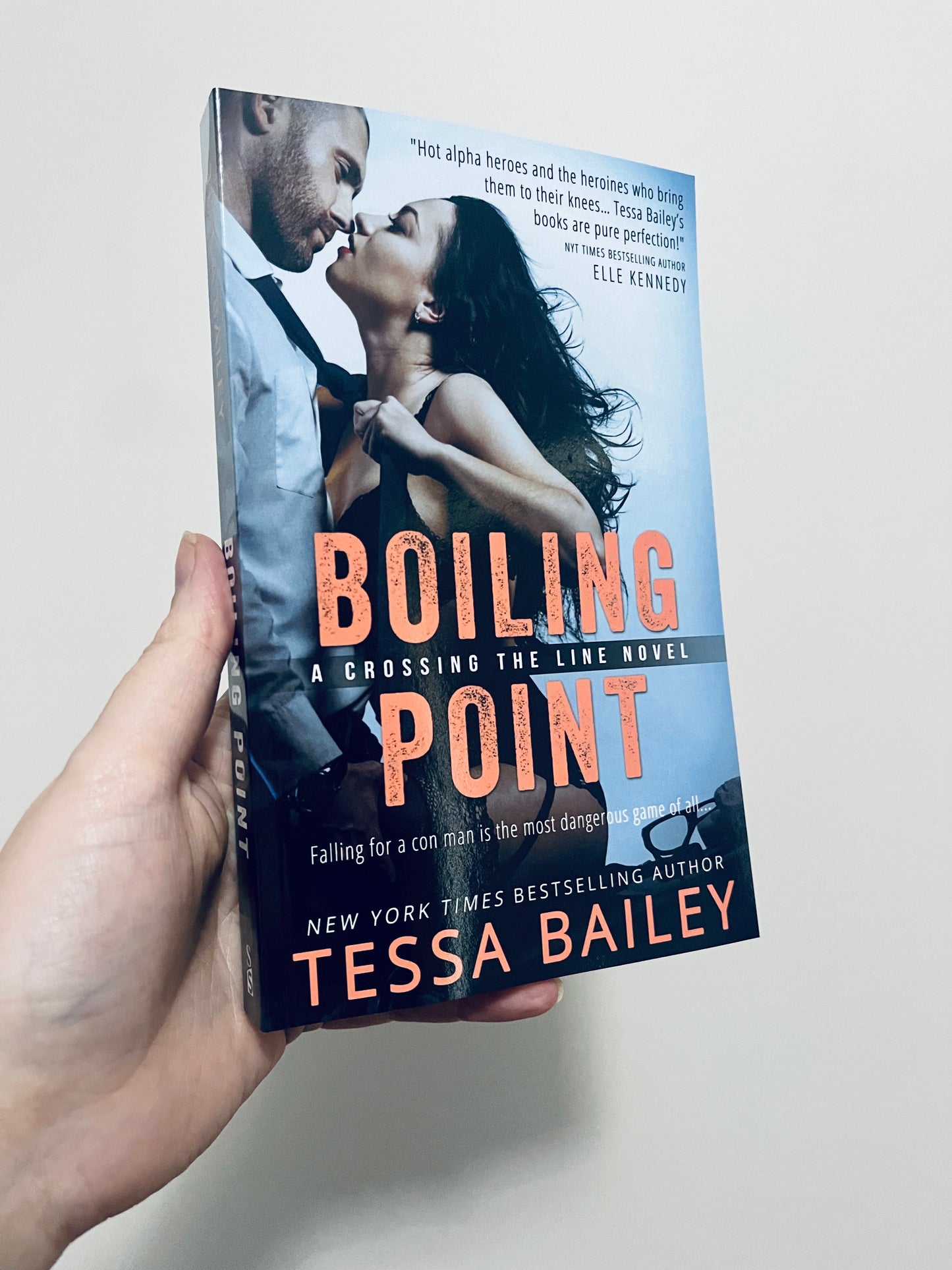 Boiling Point by Tessa Bailey (Crossing the Line Book 3)